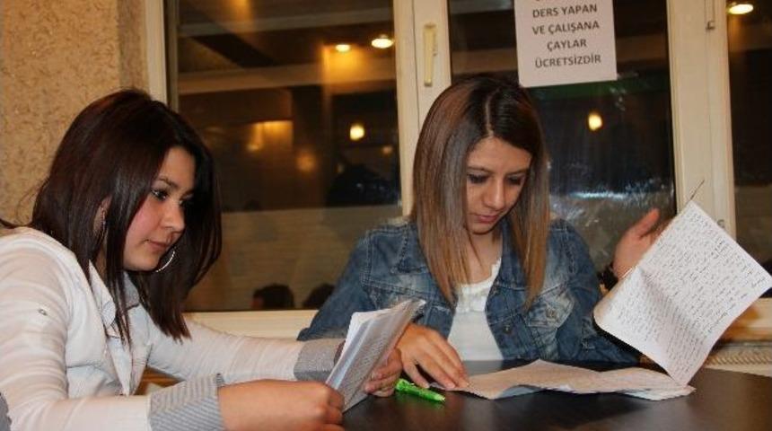 (&ouml;zel Haber) &Ccedil;ankırı'da &Uuml;niversite &Ouml;ğrencilerine Vize Haftasında &Ccedil;ay Bedava