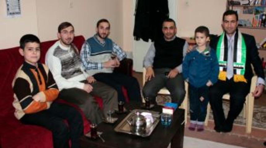 Savaş Mağduru Suriyelilerle Dil Dostluğu Kurdu