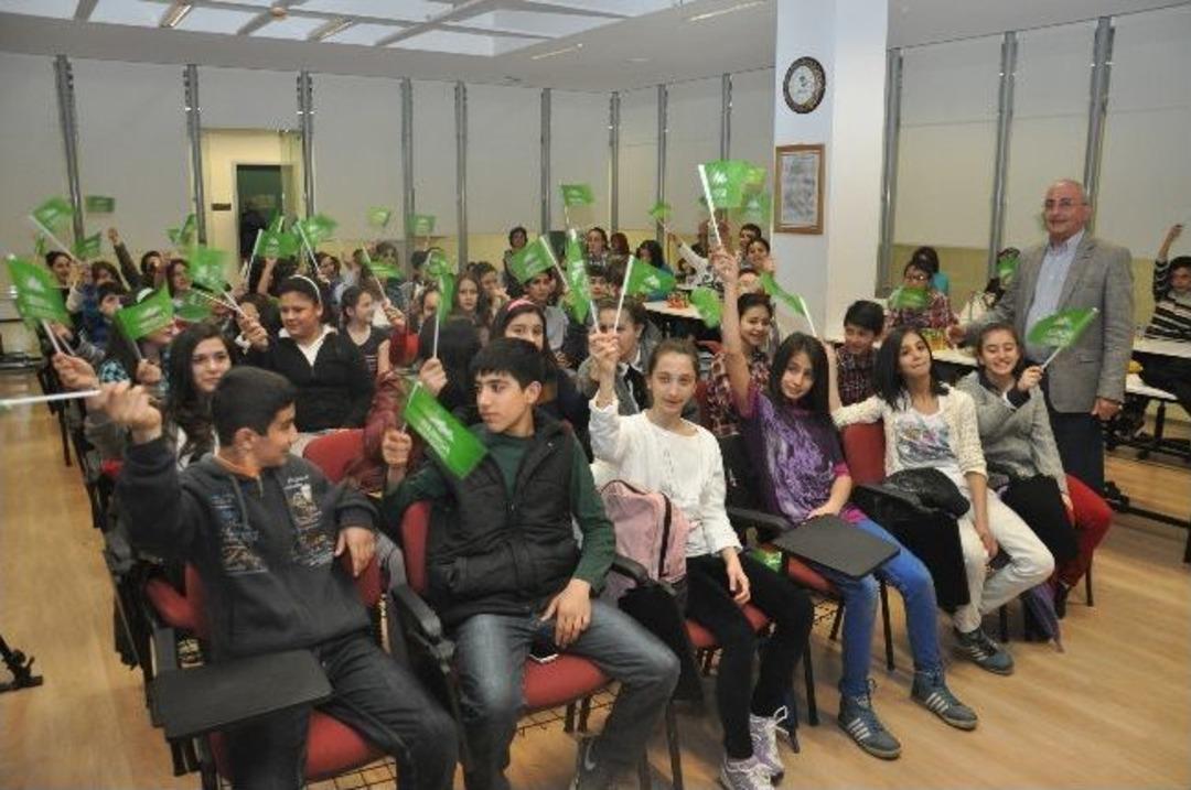 Kent Konseyi &Ccedil;ocuk Meclisi&rsquo;nde Demokratik Zorlu Yarış