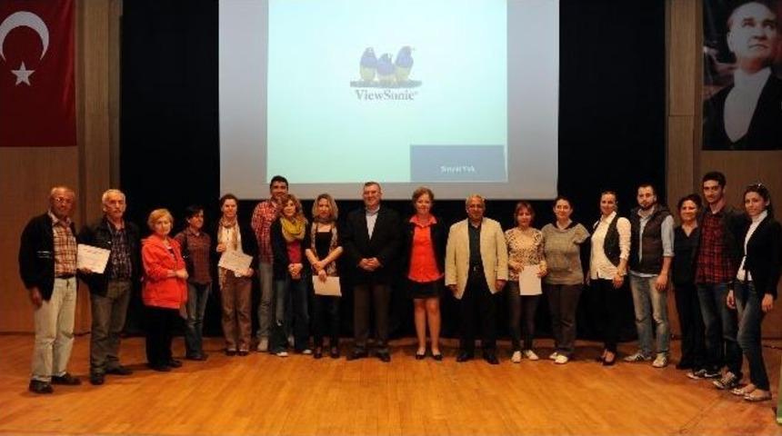 Gen&ccedil;lik Akademisi Beşinci Toplantısını Yaptı