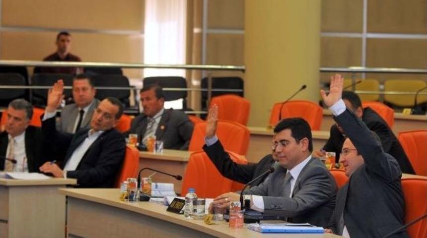 Faaliyet Raporu Meclisten Ge&ccedil;ti