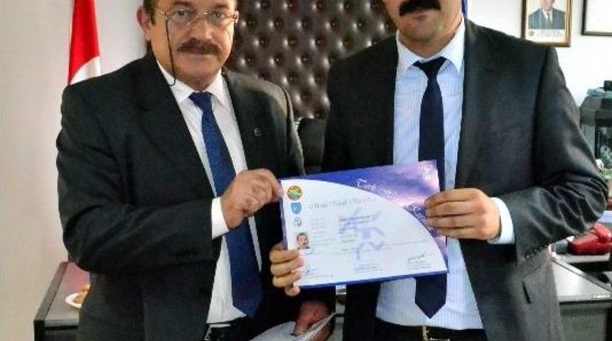 Thk Model Uçak Rehber Öğretmenlik Kursiyerleri Sertifikalarını Aldı