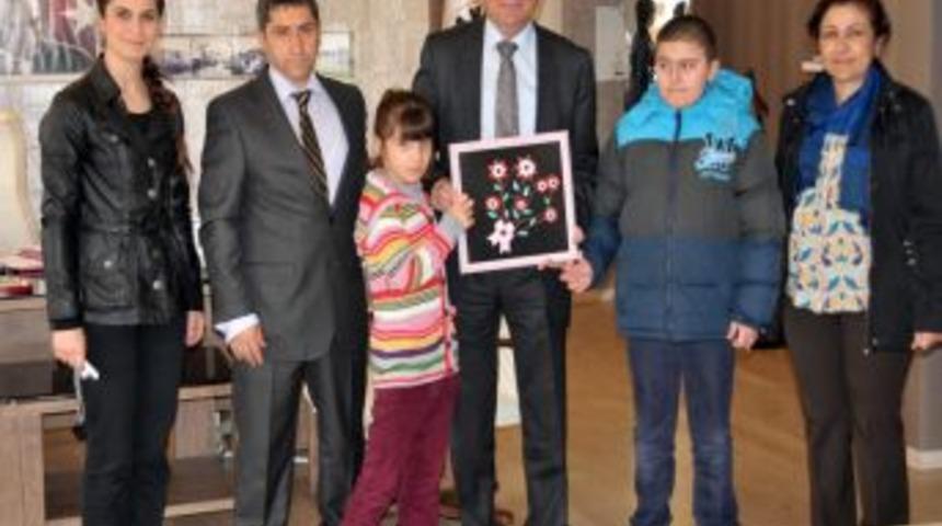 Otistik Çocuklar, Başkan Burma’yı Ziyaret Etti