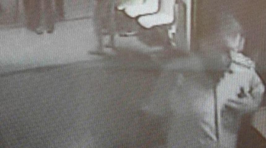 Kadın Doktora D&ouml;ner Bı&ccedil;ağıyla Saldırıya 11 Yıl Hapis