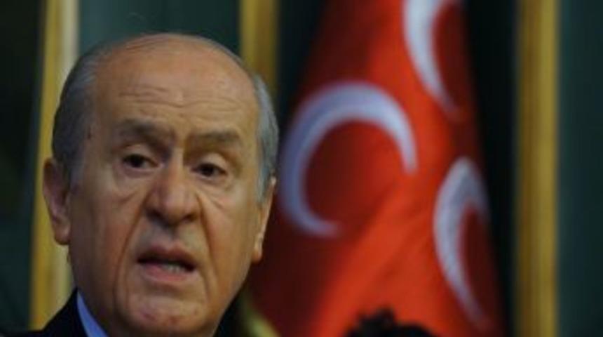 Bah&ccedil;eli: Başbakan Ter&ouml;ristlerin Arasına Karışarak D&ouml;nmemek &Uuml;zere &Ccedil;ıkıp Gitmeli