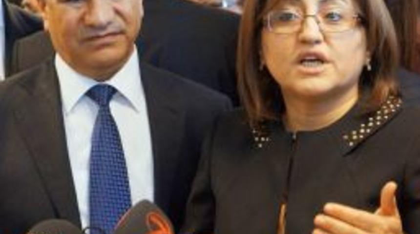 Doğum Izni D&uuml;zenlemesi &Ouml;n&uuml;m&uuml;zdeki Hafta Bakanlar Kurulu'na Sunulacak