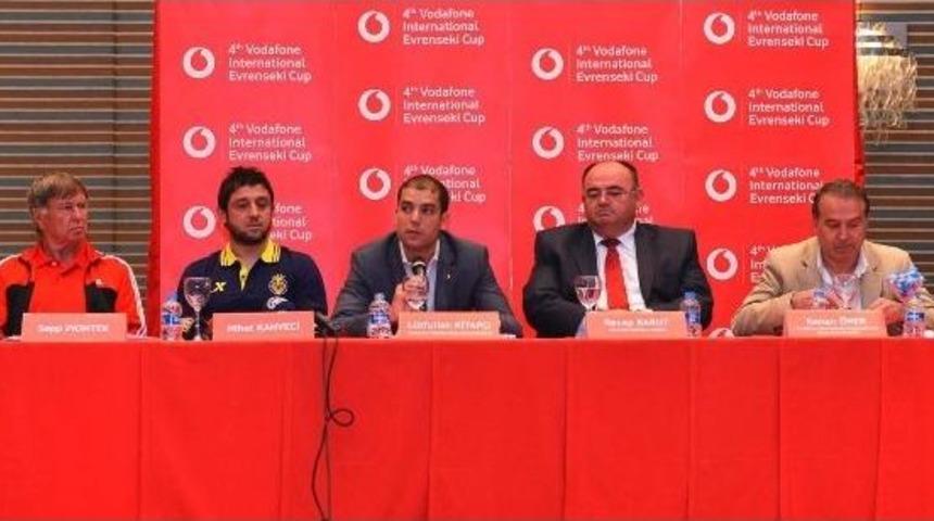4. Vodafone Uluslararası Evrenseki Kupası, Antalya&rsquo;da Başladı