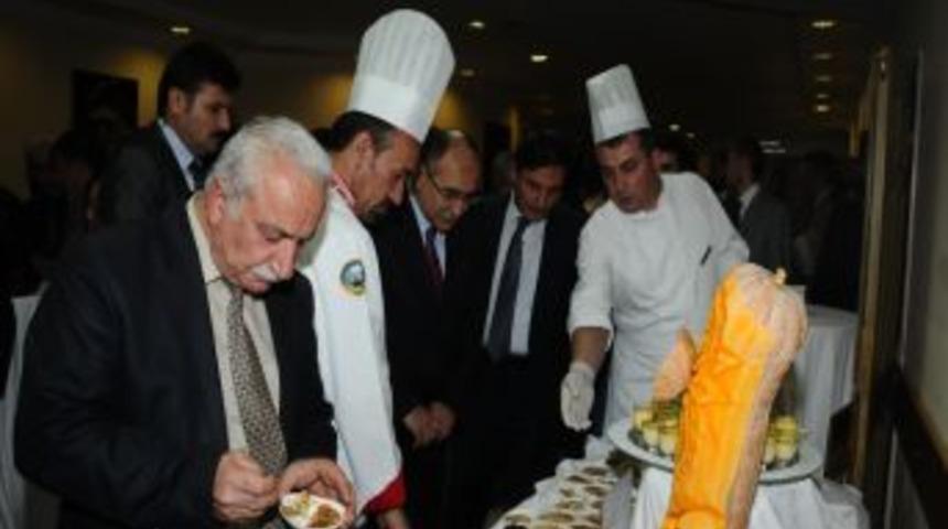 Bayat Ekmekten Yapılan Ikramlar Beğenildi