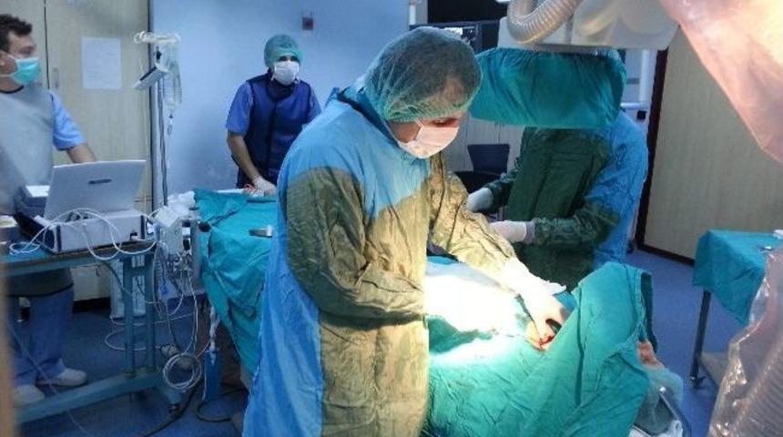 1 G&uuml;nde 4 Hastaya Kalp Pili Uygulaması