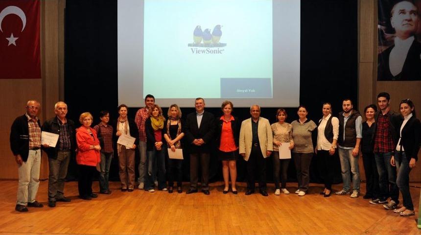 Gen&ccedil;lik Akademisi&rsquo;ne B&uuml;y&uuml;k Ilgi