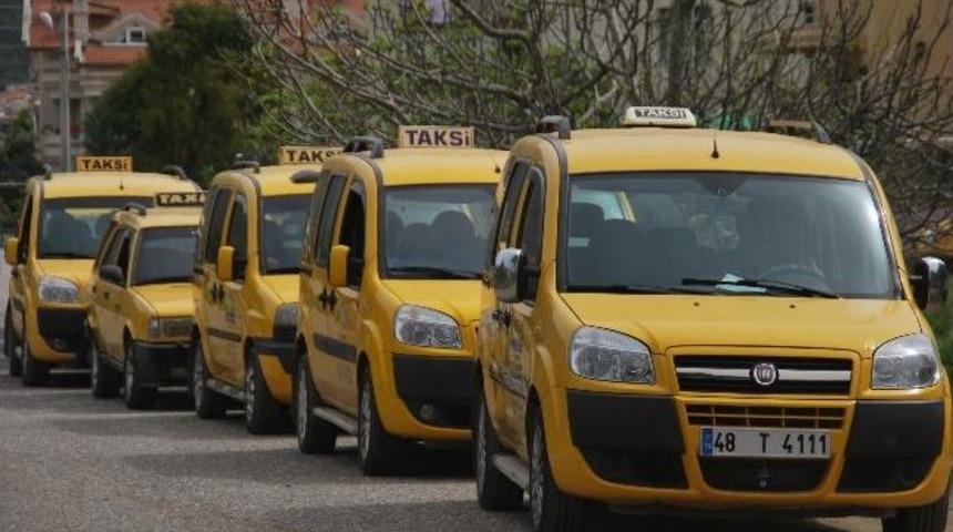 Marmaris'te Taksi &Uuml;cretlerine Zam Geldi