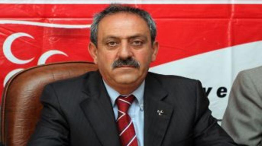 MHP&rsquo;den &lsquo;Sen De Bir T&uuml;rk Bayrağı As&rsquo; Kampanyası