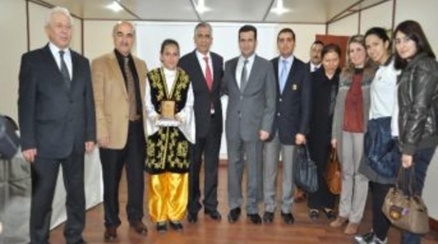 Erciyes Koleji'ne Bir &Ouml;d&uuml;l Daha