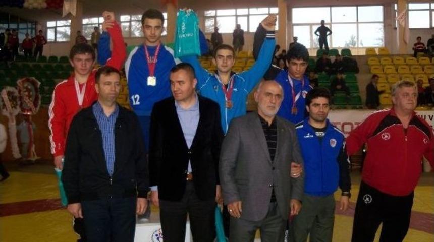 Bursa&rsquo;ya Minderde Bir Şampiyonluk Daha