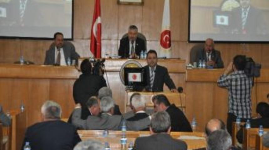 Aile İ&ccedil;i Sorunlar İ&ccedil;in Eğitime İhtiya&ccedil; Var