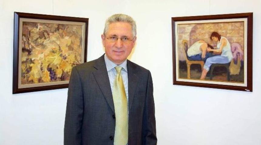 Ressam &Ccedil;ete&rsquo;nin Sergisi Beğeni Topluyor