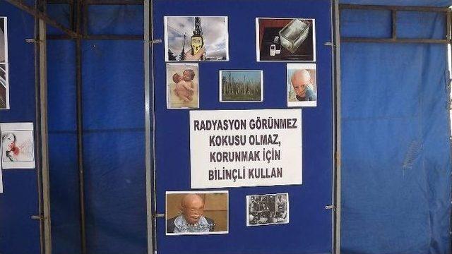 Öğrenciler Radyasyon Kullanımına Tepki İçin Stant Açtı