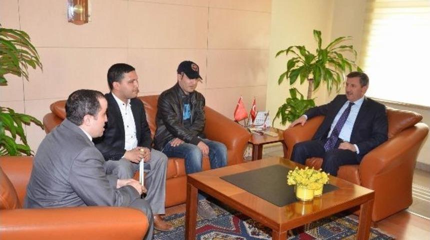 Vali Yılmaz&rsquo;ı Kayseri G&ouml;rme Engelliler Spor Kul&uuml;b&uuml; Y&ouml;neticileri Ziyaret Etti