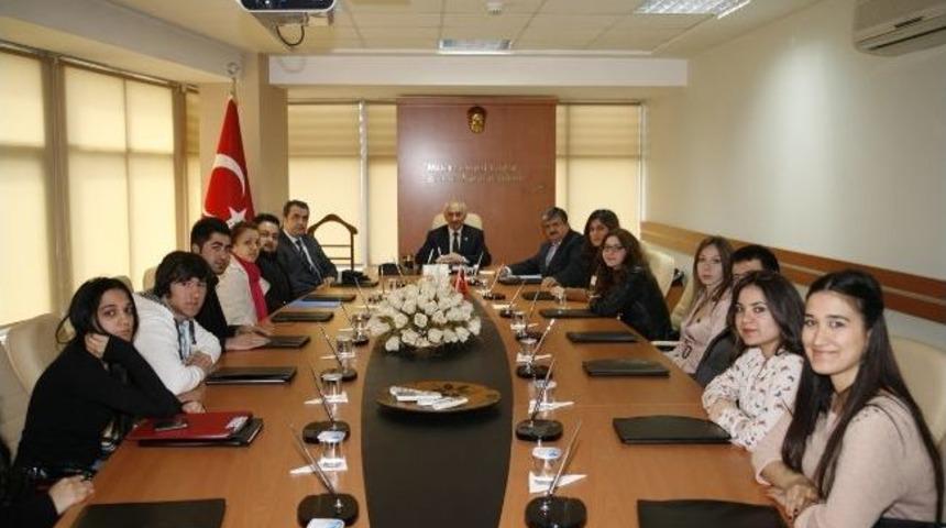 &Uuml;niversite &Ouml;ğrencileri İl Genel Meclisini Ziyaret Etti
