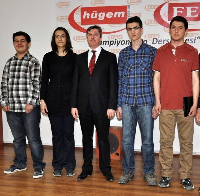 YGS’de Türkiye 9’uncusu Malatya’dan Çıktı