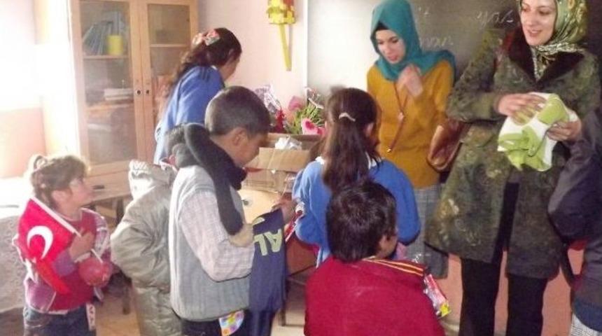 Van&rsquo;da &ldquo;huzurlu Bir Toplum İ&ccedil;in Evrensel Değerler&rdquo; Projesi