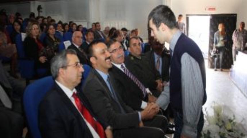 Başkan Bayram Otizme Dikkat &Ccedil;ekti