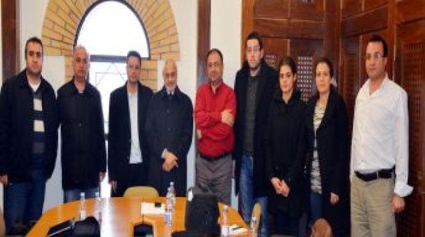 Balıkesirli Gazeteciler Portekiz'de İslam Derneği'ni Ziyaret Etti