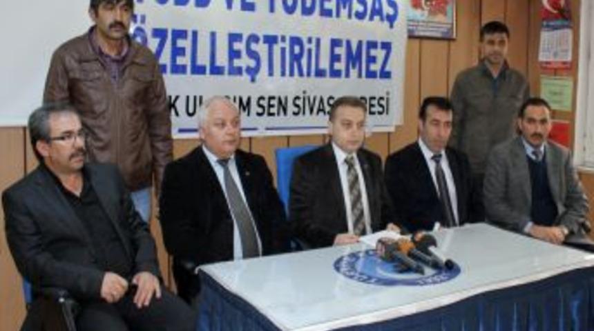 Demiryolları &Ouml;zelleşmesi &Ccedil;alışmalarını Protesto Ettiler