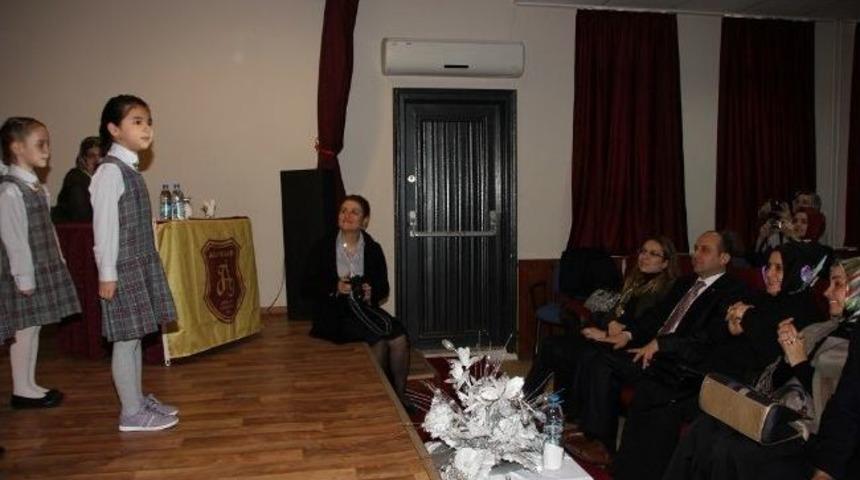 Atat&uuml;rk İlkokulu &Ouml;ğrencilerinden &Ouml;rnek Program