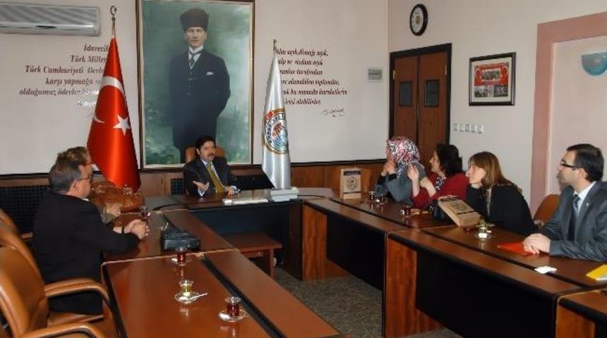 Otistik &Ccedil;ocuklardan Vali Şahin&rsquo;e Ziyaret