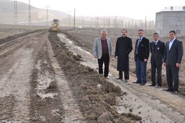 Bulanık Belediyesi’nden Yol Onarım Çalışması