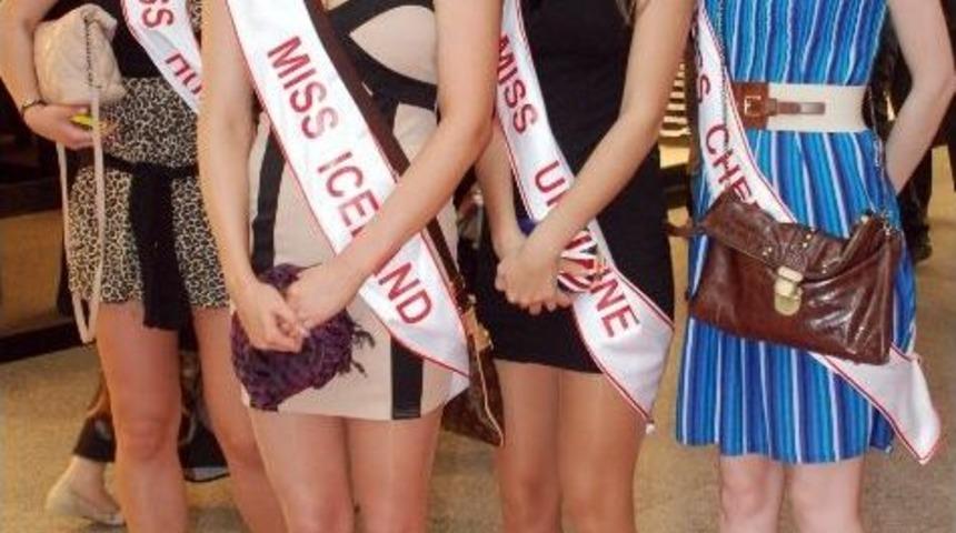 Mankenlerden Ninova Park&rsquo;a Ziyaret