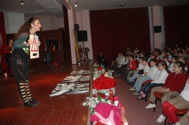 Anaokulu Öğrencilerine Trafik Eğitimi G4