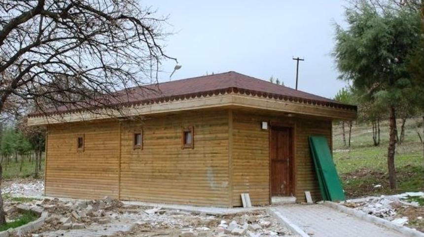 Gediz Adnan Menderes Yaşam Parkı'ndaki Amfi Tiyatro Yenileniyor