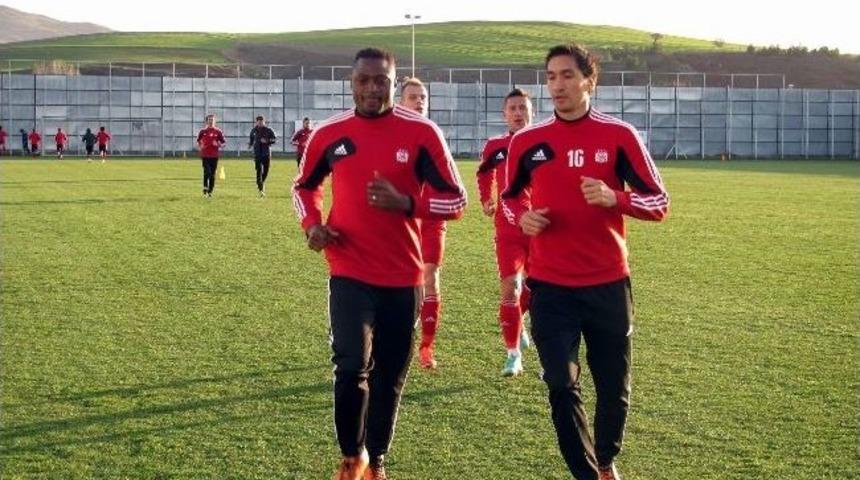 Sivasspor&rsquo;da Eskişehirspor Ma&ccedil;ı Hazırlıkları S&uuml;r&uuml;yor