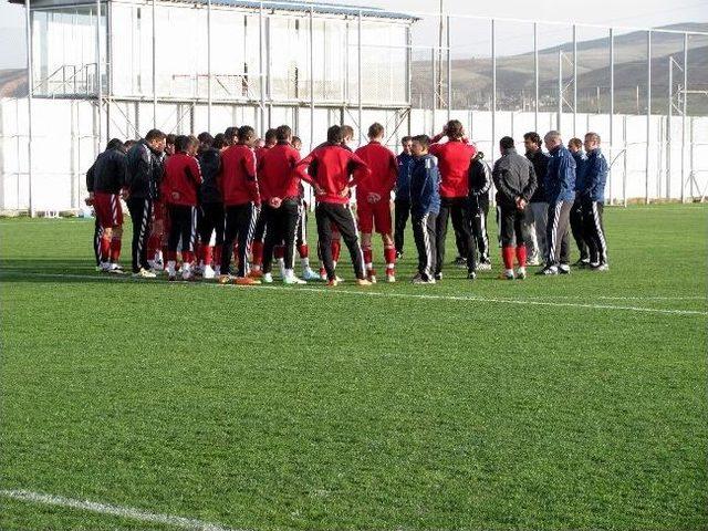 Sivasspor’da Eskişehirspor Maçı Hazırlıkları Sürüyor