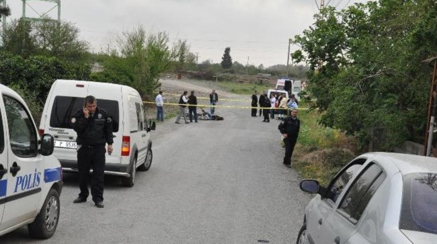 D&ouml;rtyol&rsquo;da yol ortasında boğaz kesme dehşeti
