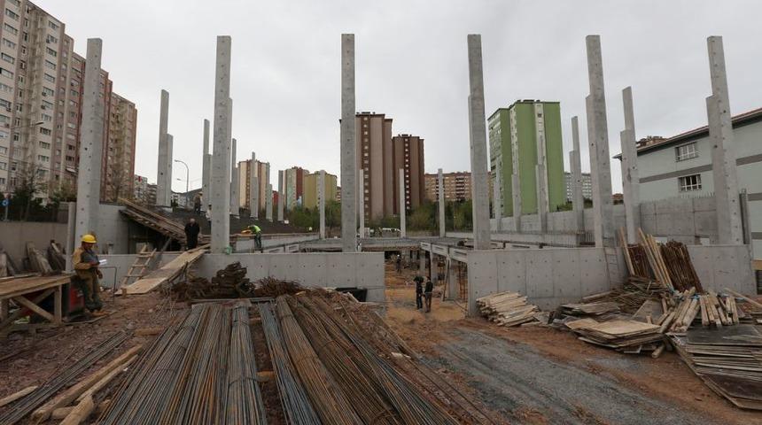 Fenerbah&ccedil;e'nin Yaptırdığı Mevlana Spor Salonu&rsquo;nun Inşaatı S&uuml;r&uuml;yor