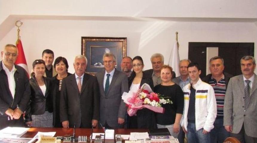 &Ouml;demiş Chp&rsquo;den, Yerel Se&ccedil;imlerin 4. Yıld&ouml;n&uuml;m&uuml;nde Başkan Keskin&rsquo;e Ziyaret