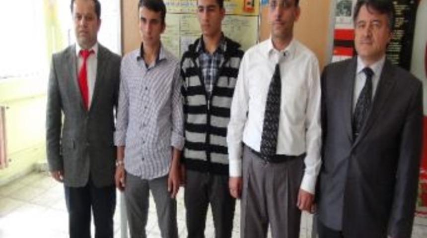 Fevzi &Ccedil;akmak Anadolu Lisesi Matematik&rsquo;te B&ouml;lge Birincisi