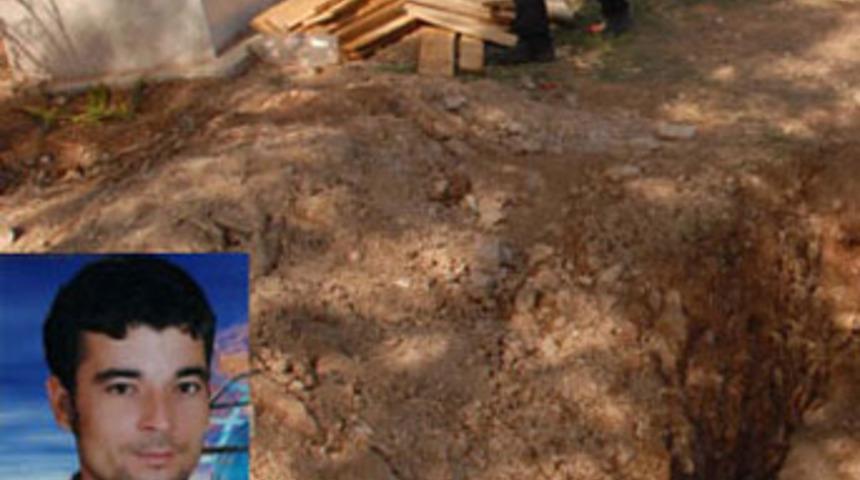 Kendi mezarını kazıp dehşet sa&ccedil;tı