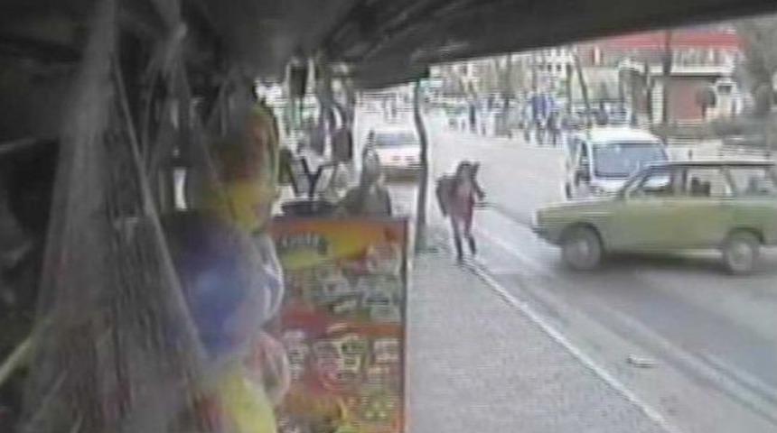 (&ouml;zel Haber) Gen&ccedil; Kız &Ouml;l&uuml;mden Saniyelerle Kurtuldu