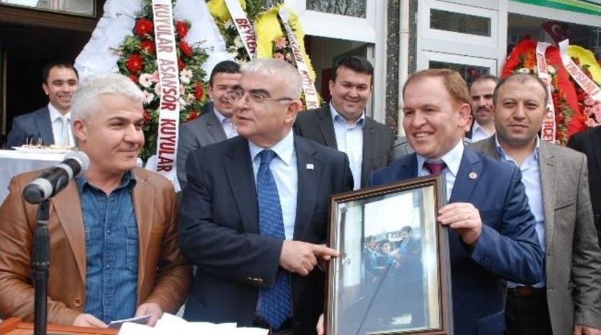 Sinoplular Derneği&rsquo;nden Başkan Baysan&rsquo;a S&uuml;rpriz