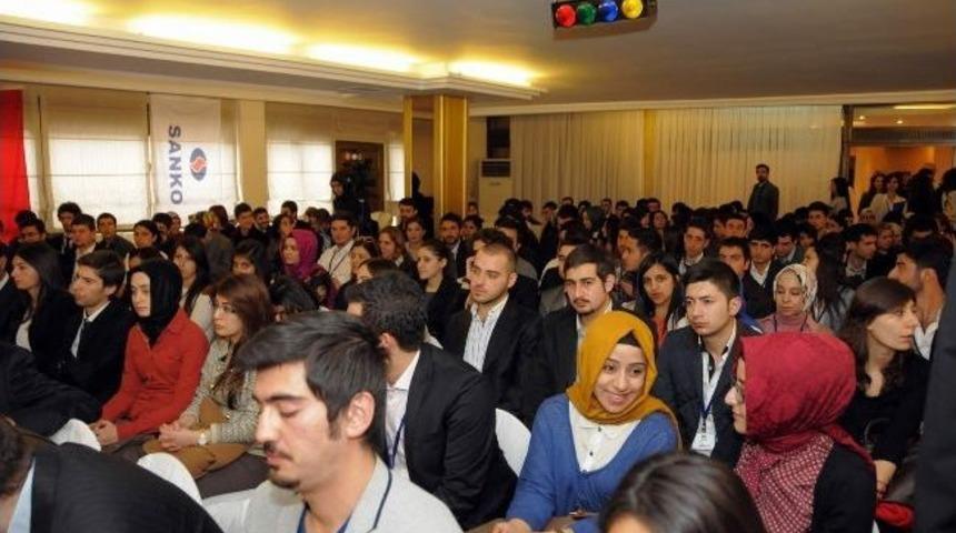 Sani Konukoğlu Vakfı Ankara Öğrenci Buluşması