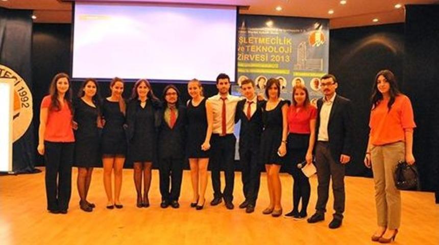'işletmecilik Ve Teknoloji Zirvesi' Yapıldı