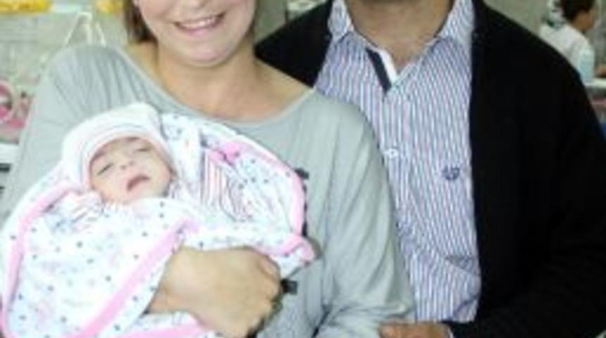 Erken Doğumla Alındı Ameliyatla İyileşti