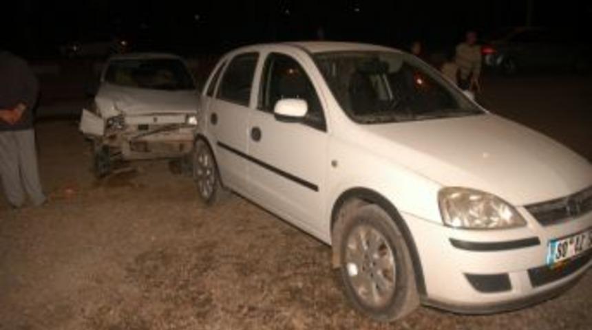 K&ouml;peğe &Ccedil;arpmamak İ&ccedil;in Kaza Yaptı