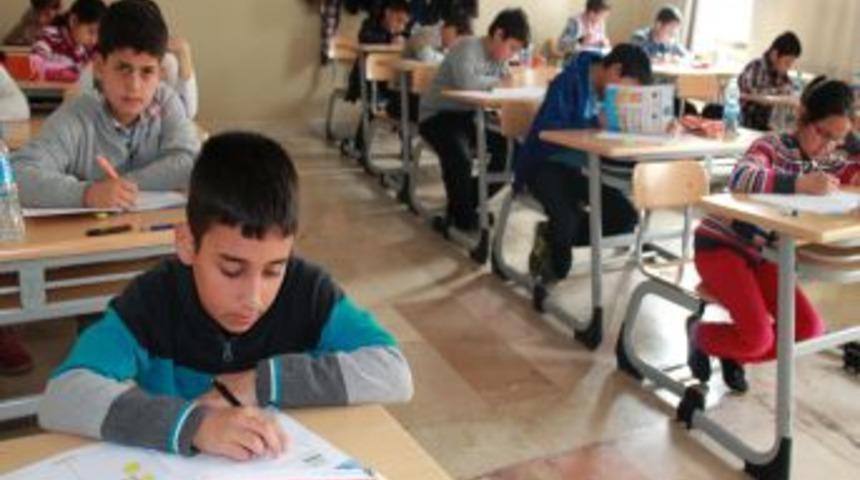 Toros Eğitim Kurumları'ndan Bilgisayar &Ouml;d&uuml;ll&uuml; Bilgi Yarışması