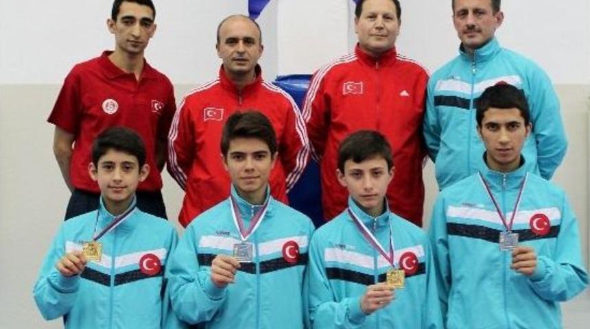 Balkan Şampiyonası&rsquo;nda Bursa R&uuml;zgarı Esti