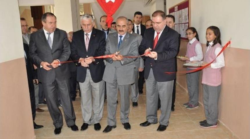 Tosya'da &Ouml;ğrenciler Yararına Kermes D&uuml;zenlendi